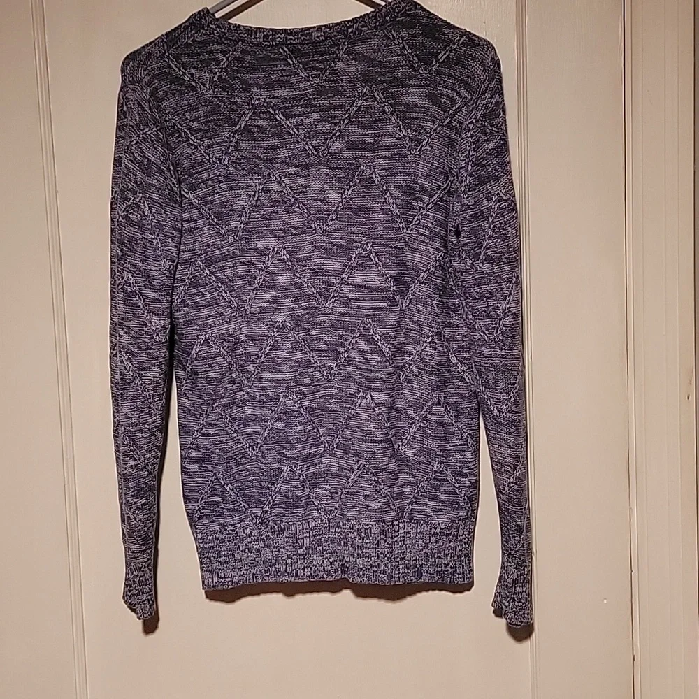 Blue and White Sweater - Picture 5 of 7